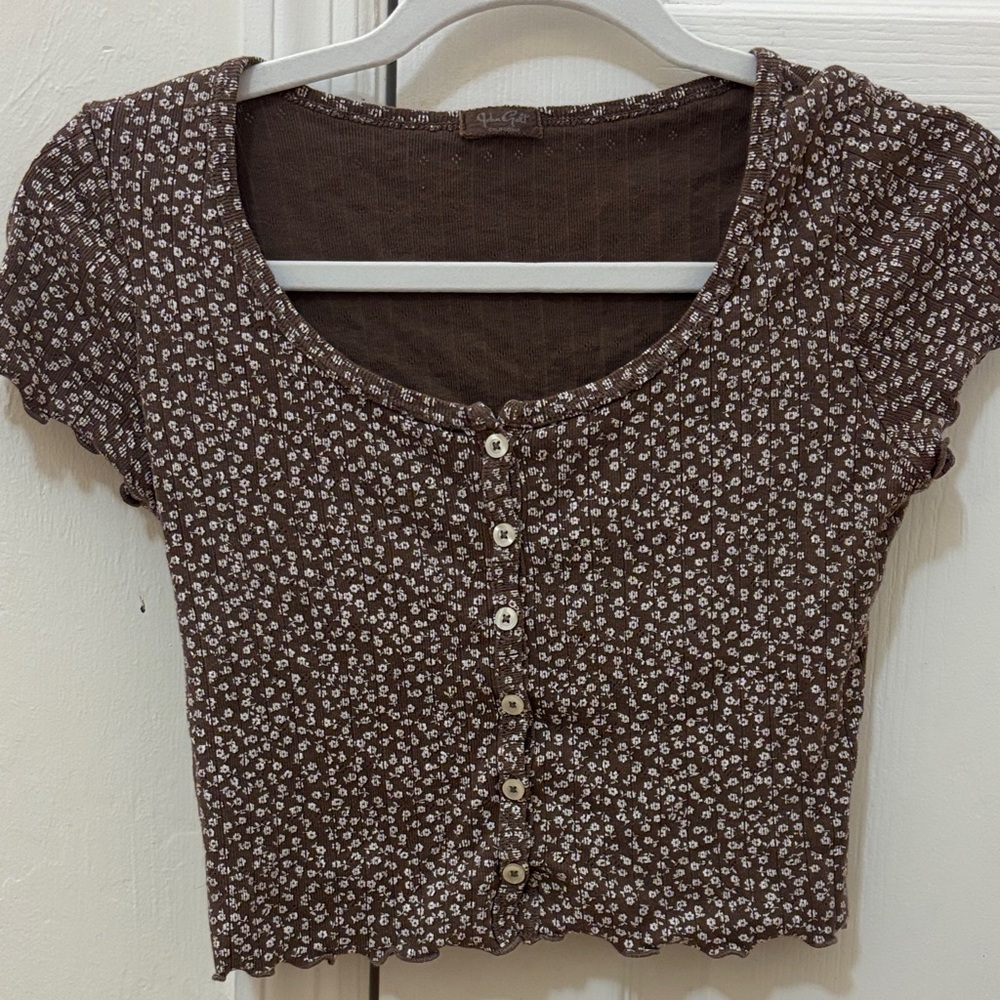 PacSun Brown Floral Crop Top